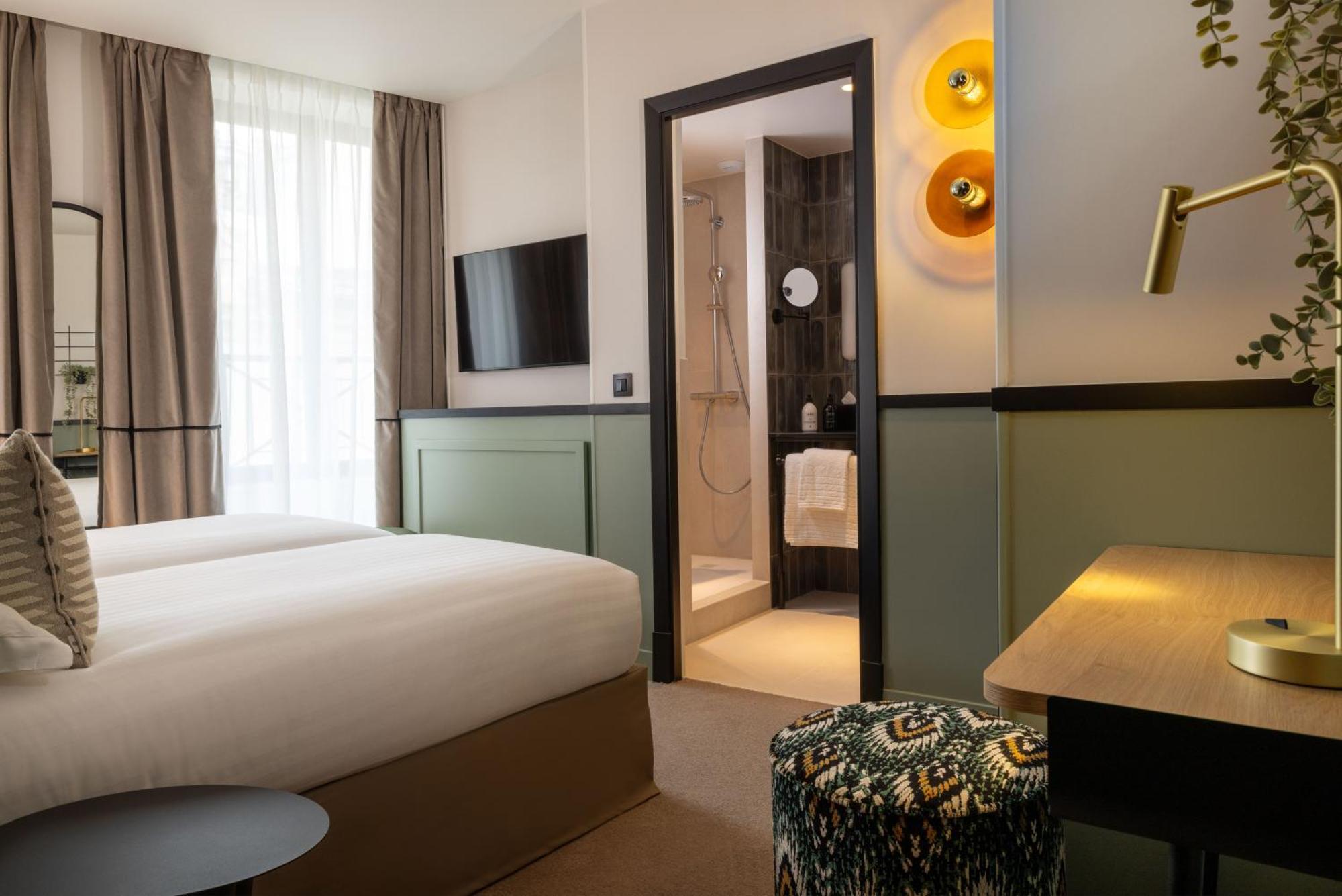 Hotel Grand Coeur Latin Paris Exterior photo