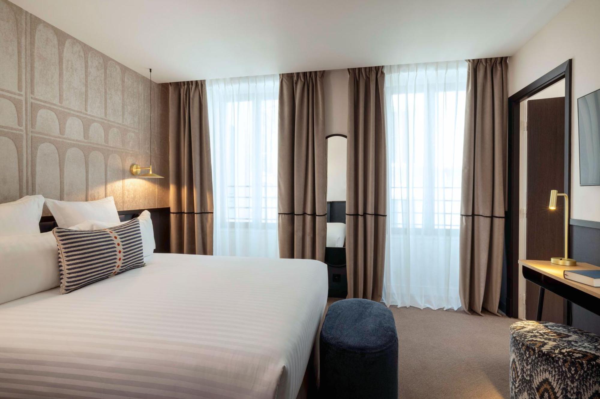 Hotel Grand Coeur Latin Paris Exterior photo