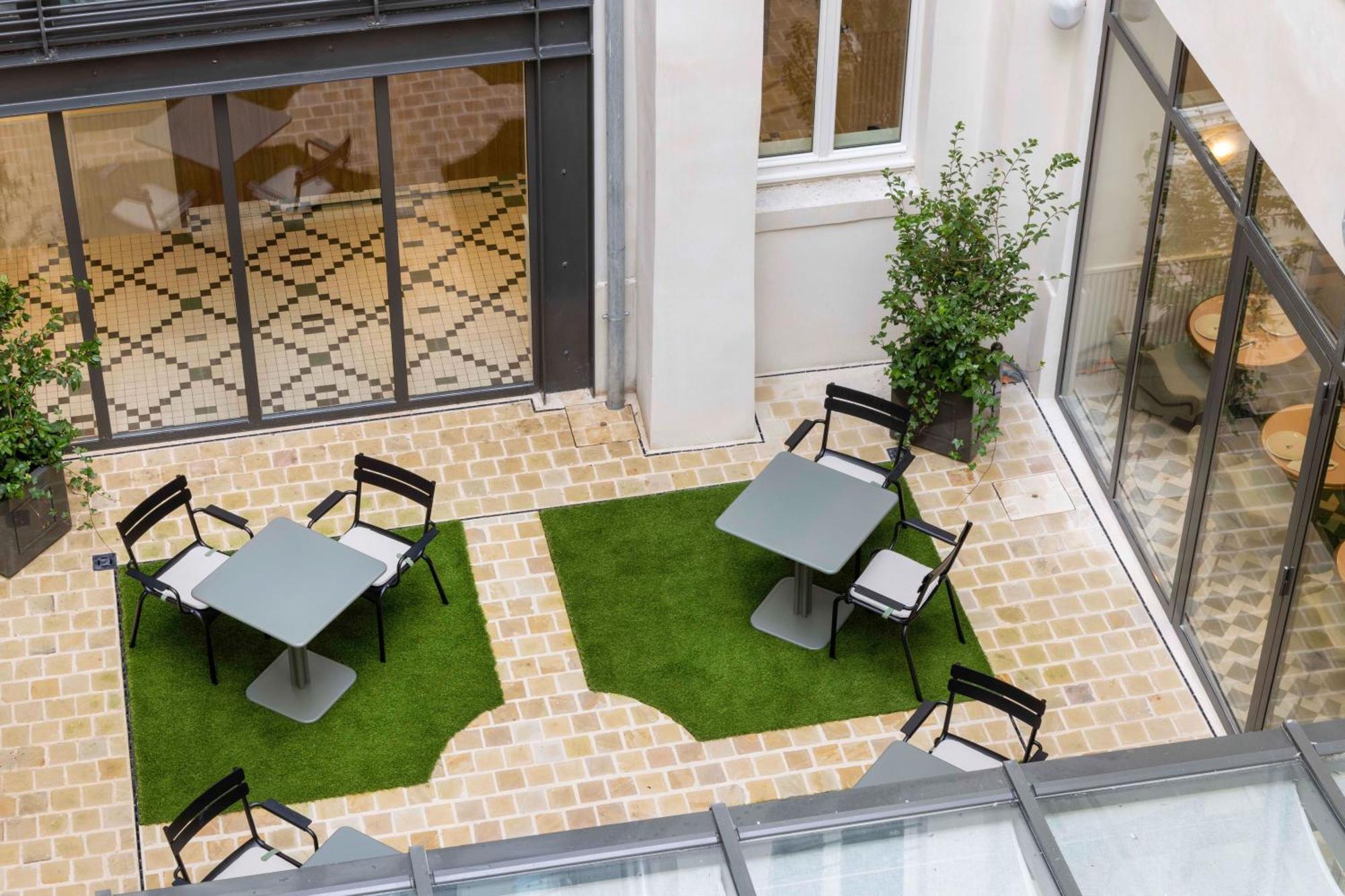 Hotel Grand Coeur Latin Paris Exterior photo