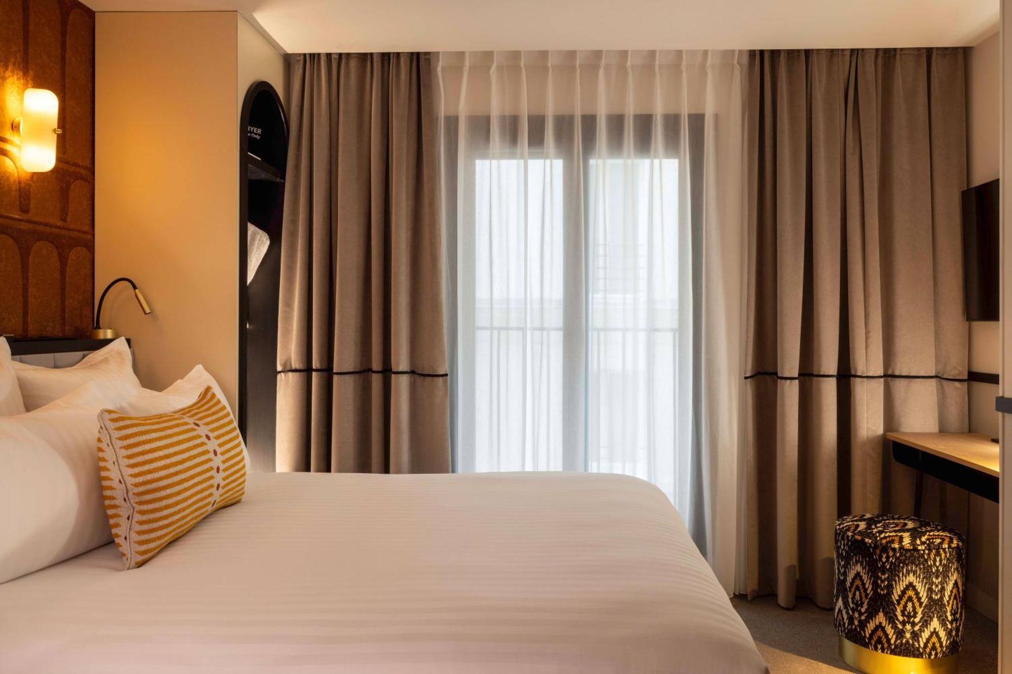Hotel Grand Coeur Latin Paris Exterior photo
