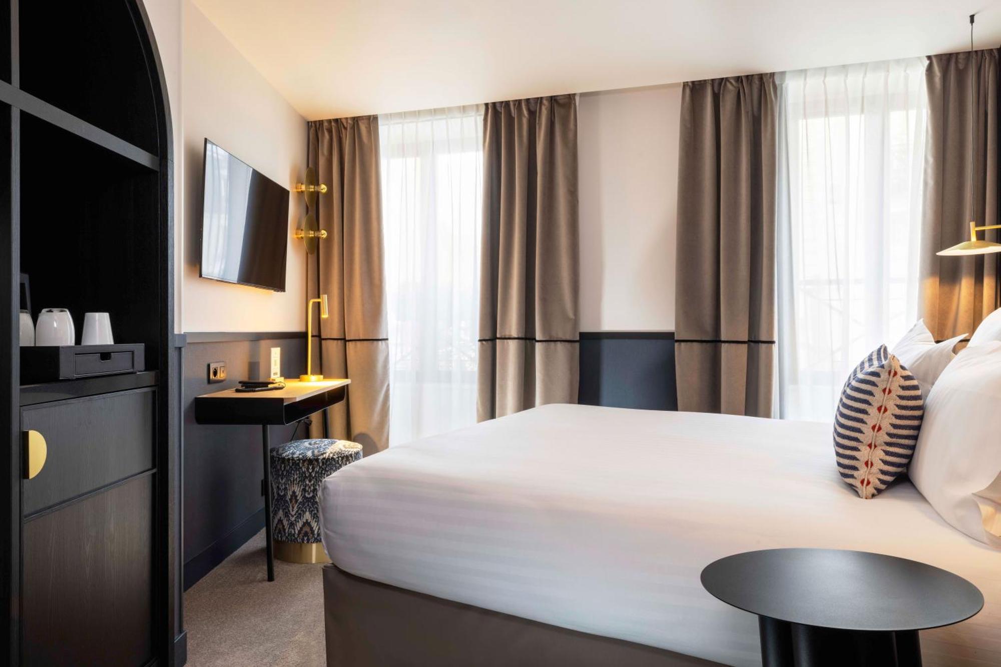 Hotel Grand Coeur Latin Paris Exterior photo