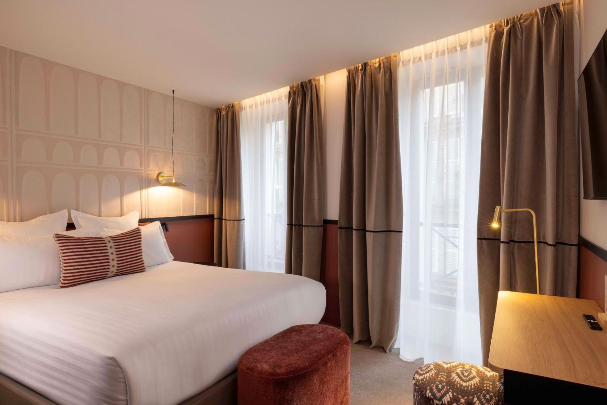 Hotel Grand Coeur Latin Paris Exterior photo